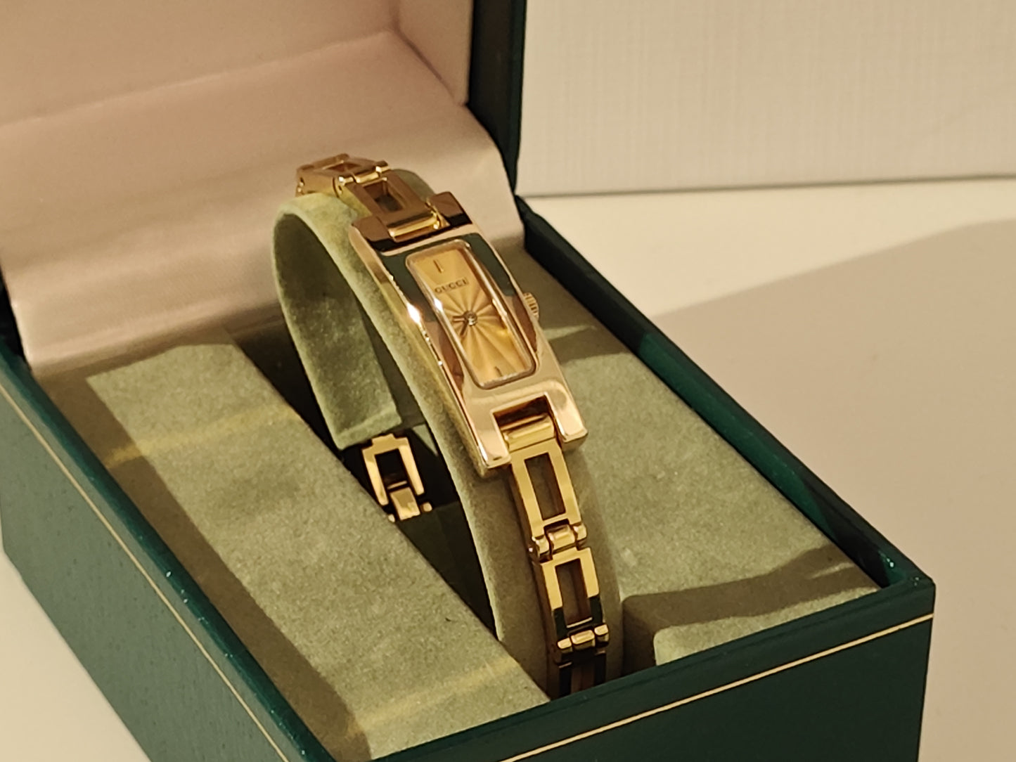 Gucci 3000 Series - Ref: 3900 L