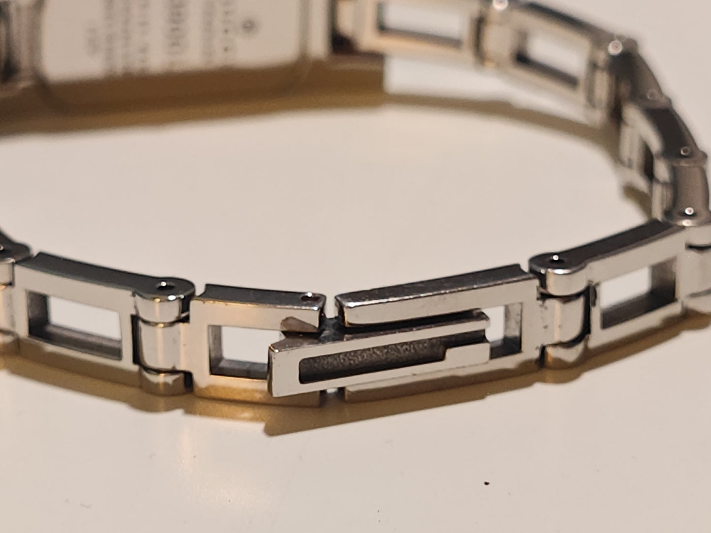 Gucci 3000 Series - Stainless Steel - Ref. 3900L