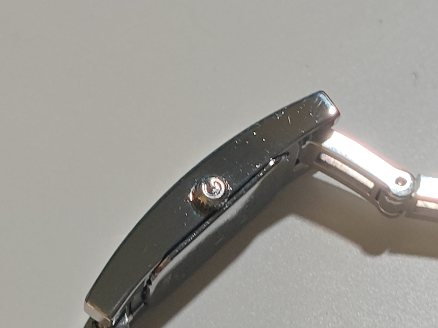 Gucci 3000 Series - Stainless Steel - Ref. 3900L